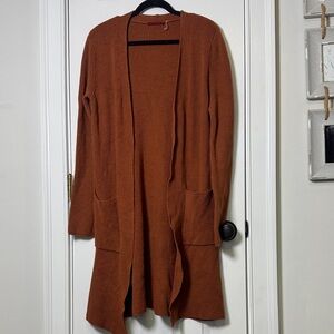 RED by Express Rust Waffle Knit Long Duster Cardigan Open Front Pockets M